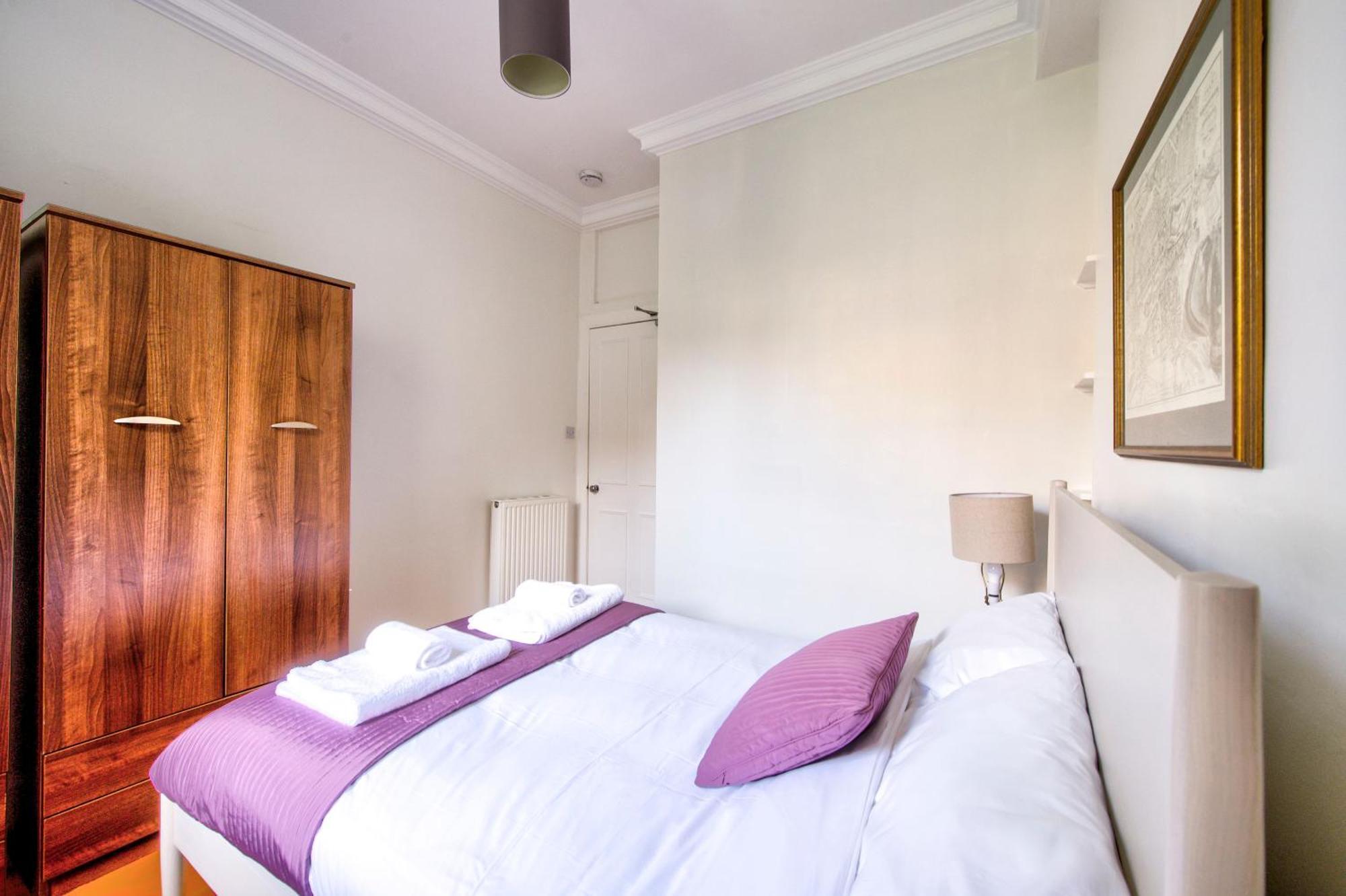 Grindlay St - Fantastic 2br In Theatre District Edinburgh